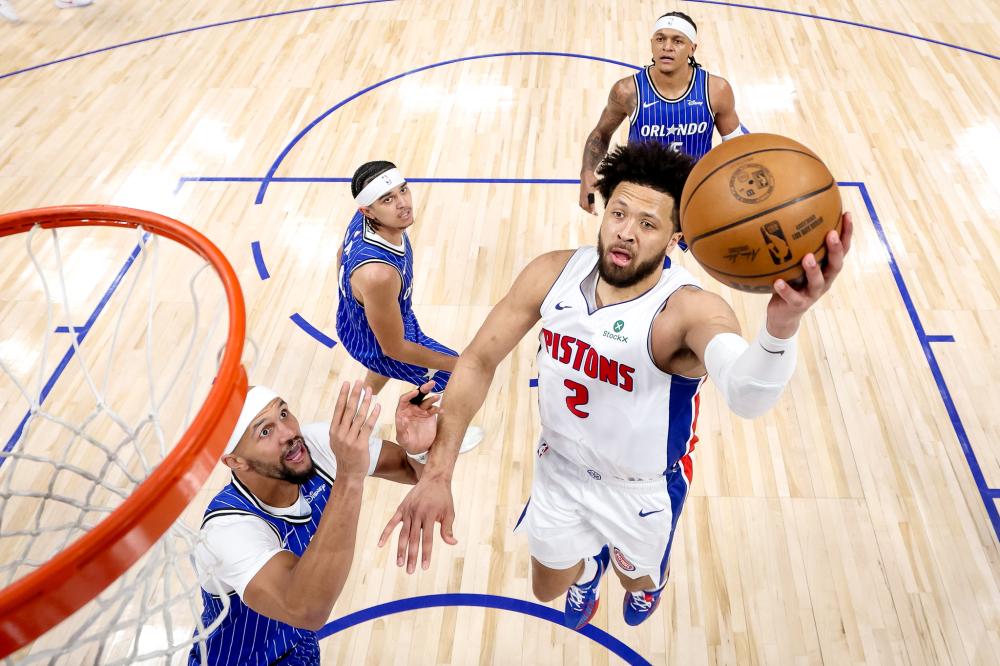 尼克斯对阵热火NBA常规赛激烈对决引爆球迷期待解析